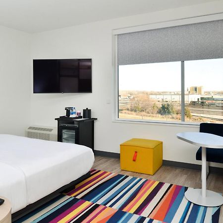 Aloft North Kansas City Exterior foto